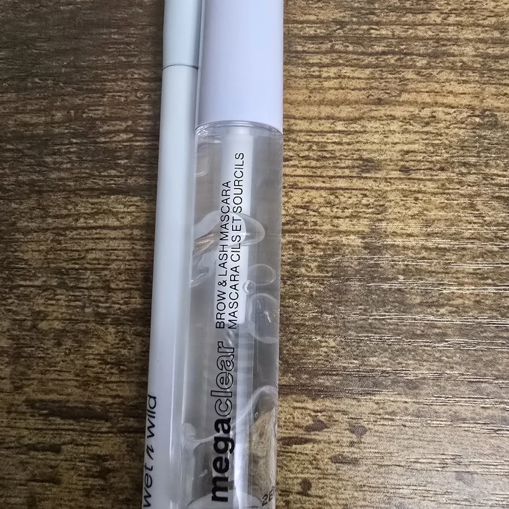 New Wet N Wild Mega Clear Brow And Lash Mascara And Makeup Brush